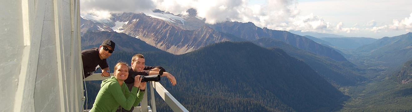 1320x360_lookout.jpg